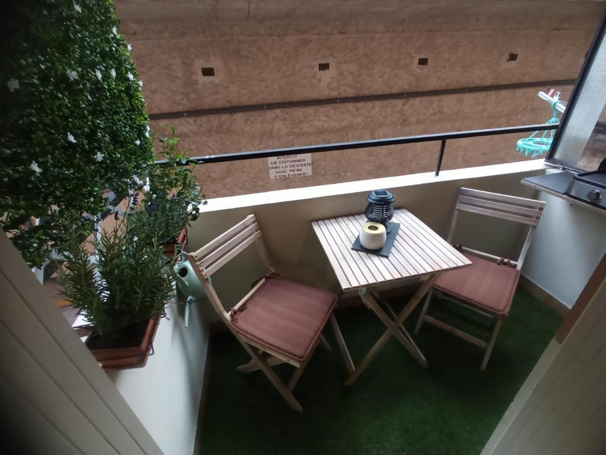 Centre ville Menton 4 couchages et équipements bébé Extérieur photo