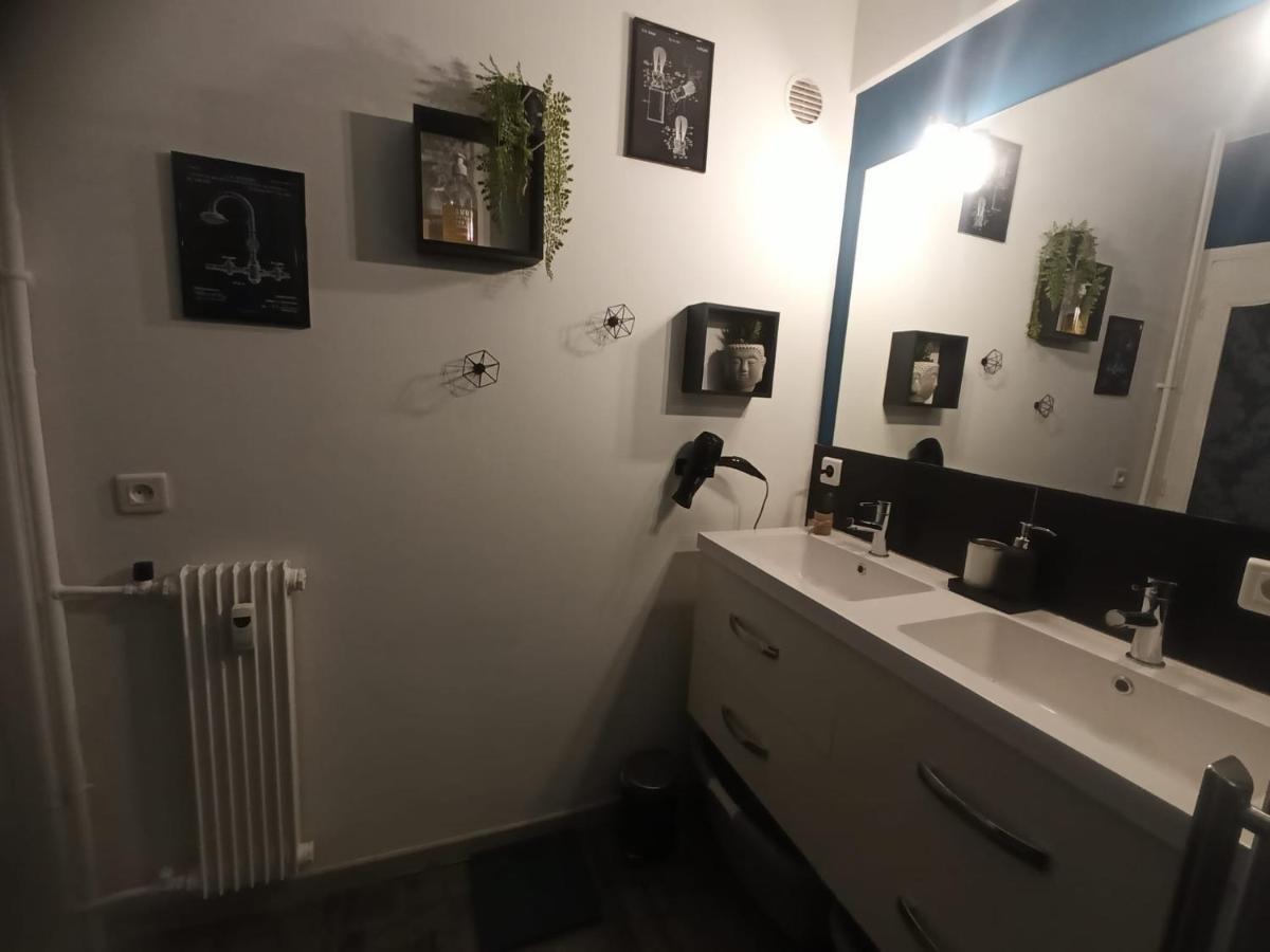 Centre ville Menton 4 couchages et équipements bébé Extérieur photo